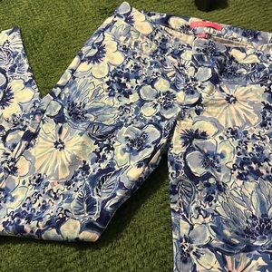 Size 6 Lilly Pulitzer pants stretchy